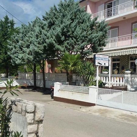 Apartmani Royal Zganec Crikvenica Dış mekan fotoğraf